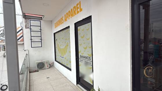 Foto 1 – Local comercial en Plaza Bahía San Quintín (#80)
